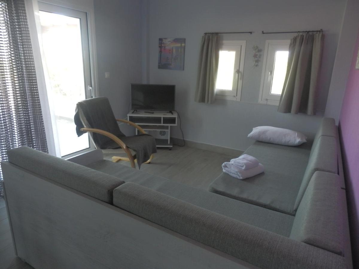 Zephyros Family Apartments 1 أورموس باناجياس المظهر الخارجي الصورة