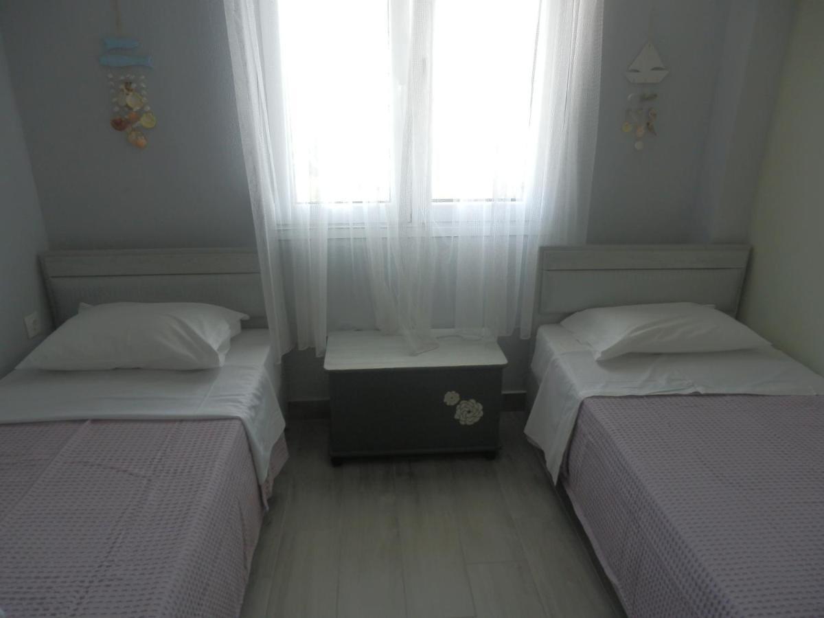 Zephyros Family Apartments 1 أورموس باناجياس المظهر الخارجي الصورة