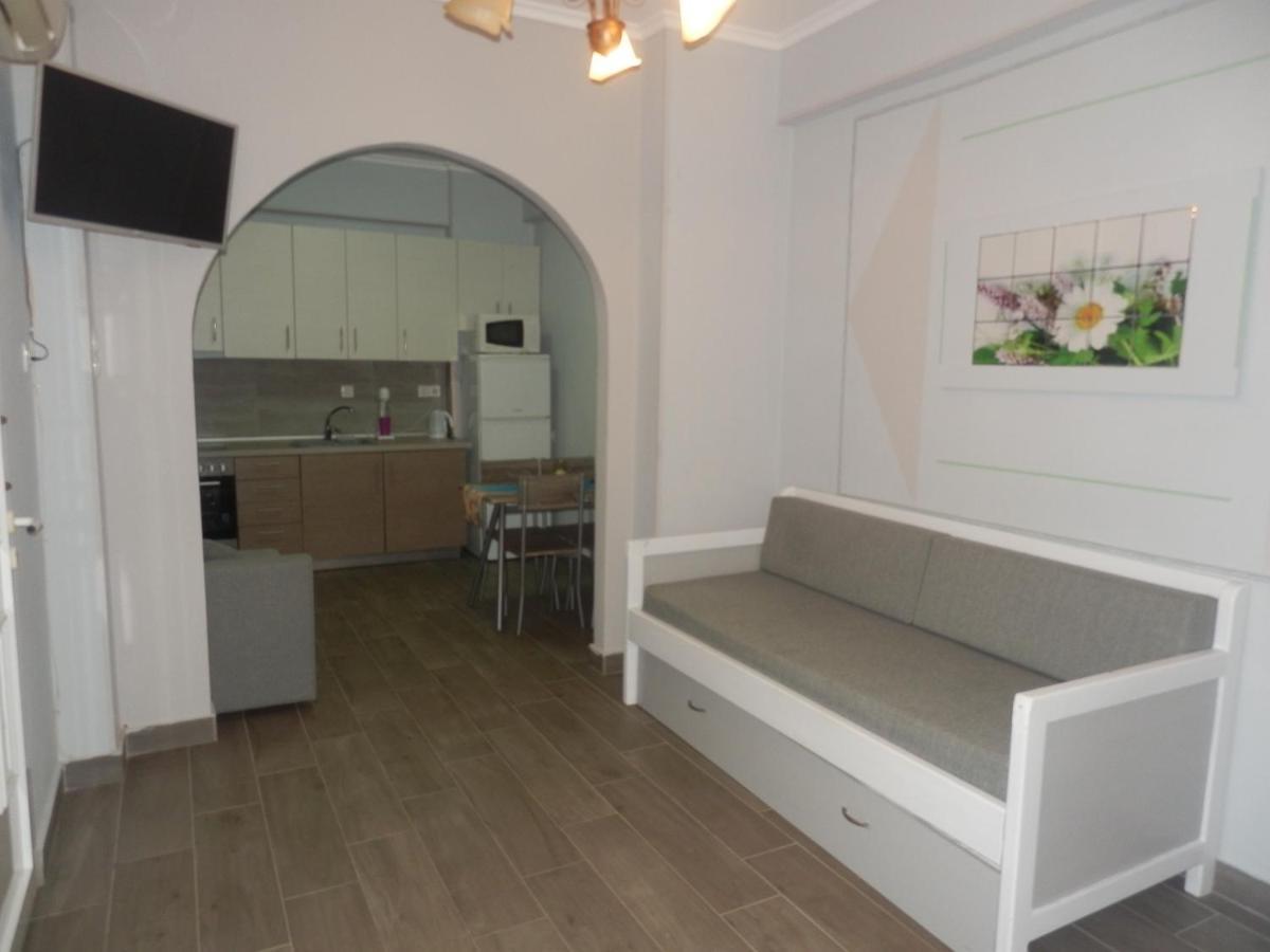 Zephyros Family Apartments 1 أورموس باناجياس المظهر الخارجي الصورة